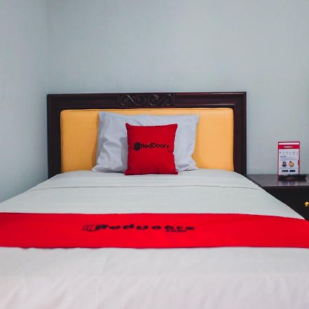 Reddoorz Plus @ Helvetia Medan Luaran gambar